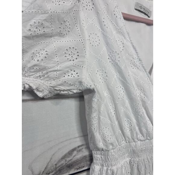 White WAYF Dress Size Small (Guesstimate) Perfect For Summer - Picture 2 of 5